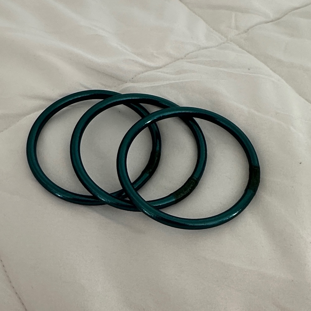 BuDhaGirl “plume” size L Bangles Set of 3